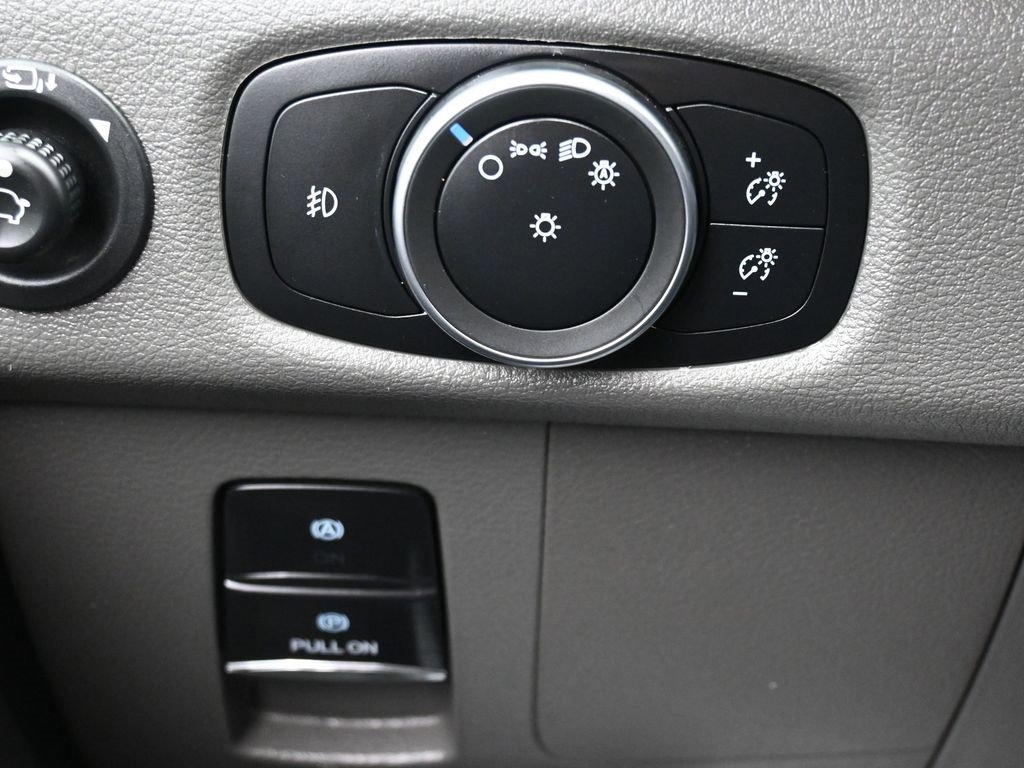 Used 2023 Ford Transit 350 XLT image 16