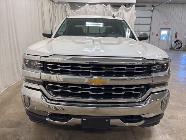 Used 2018 Chevrolet Silverado 1500 LTZ w/ Sport Package AWD/4WD image 10