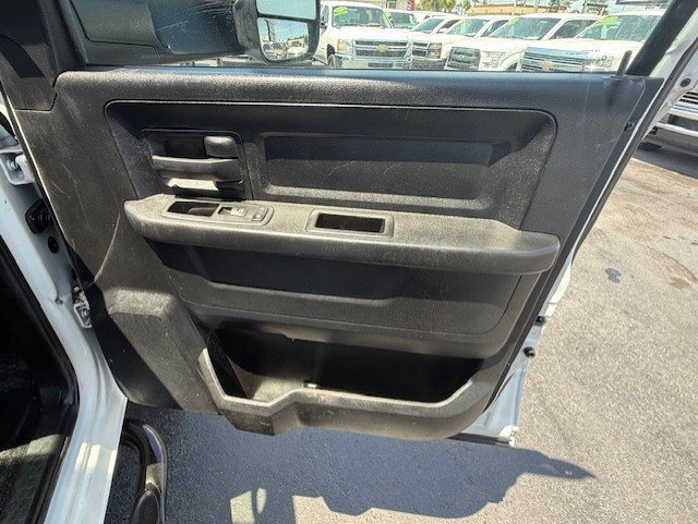 Used 2013 RAM 3500 Tradesman image 21