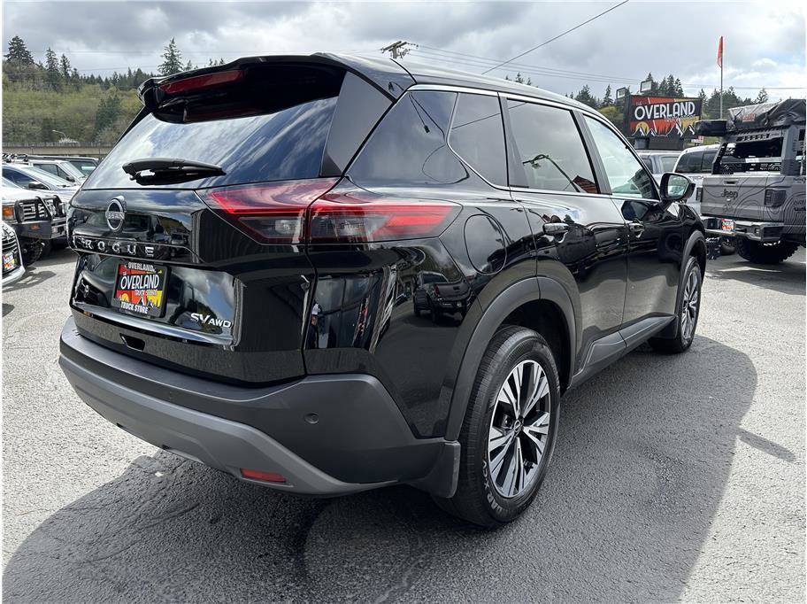 Used 2023 Nissan Rogue SV image 8