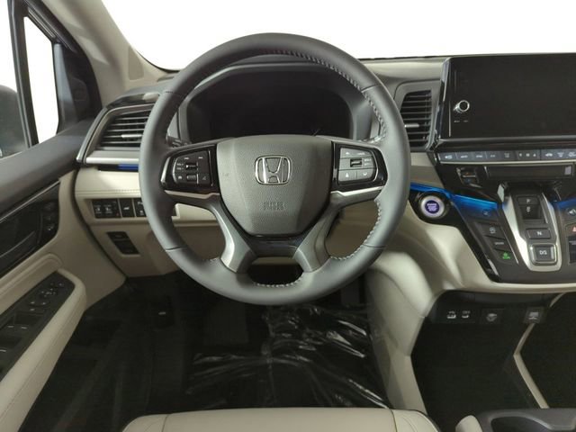New 2026 Honda Odyssey Touring image 17