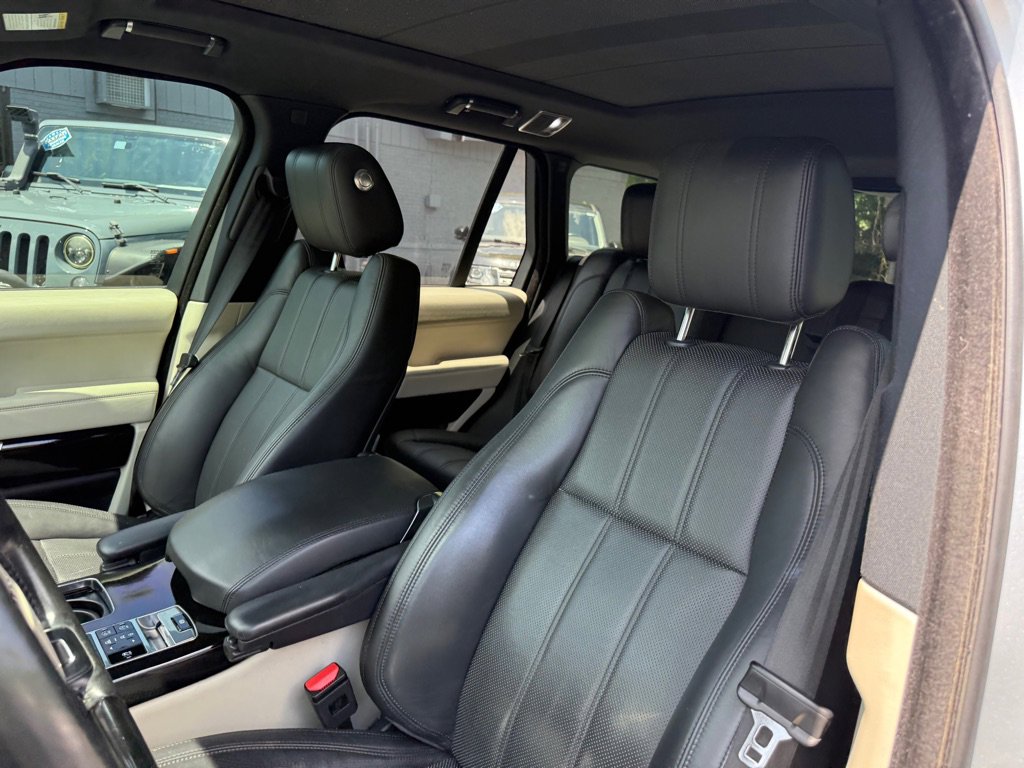 Used 2015 Land Rover Range Rover Supercharged image 46