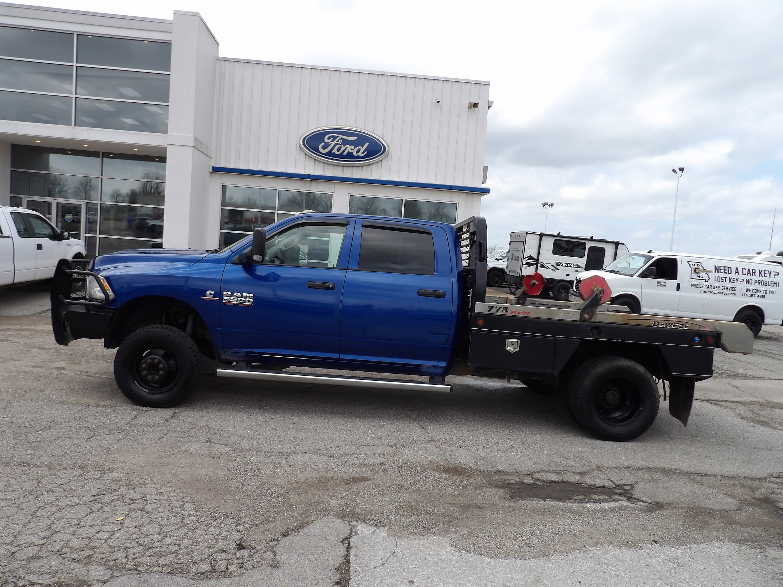 Used 2017 RAM 3500 Tradesman w/ Chrome Appearance Group image 1