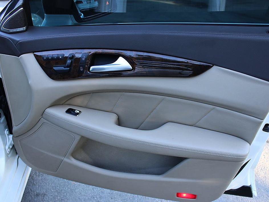 Used 2012 Mercedes-Benz CLS 63 AMG image 28