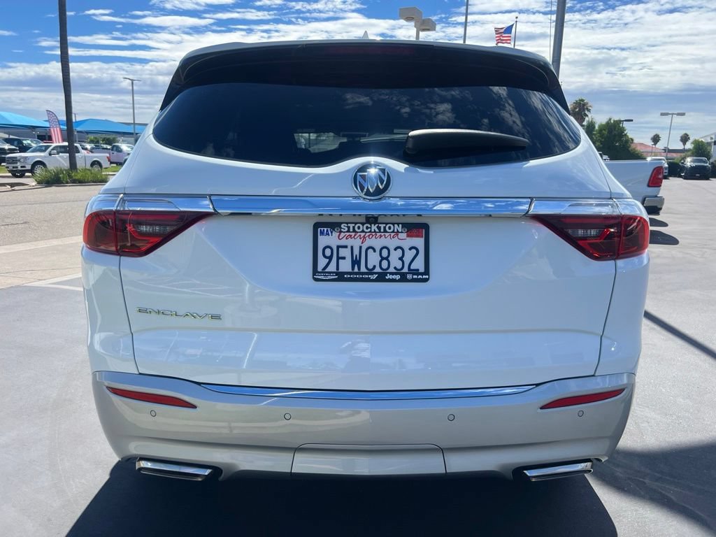 Used 2023 Buick Enclave Essence w/ Experience Buick Package FWD image 18