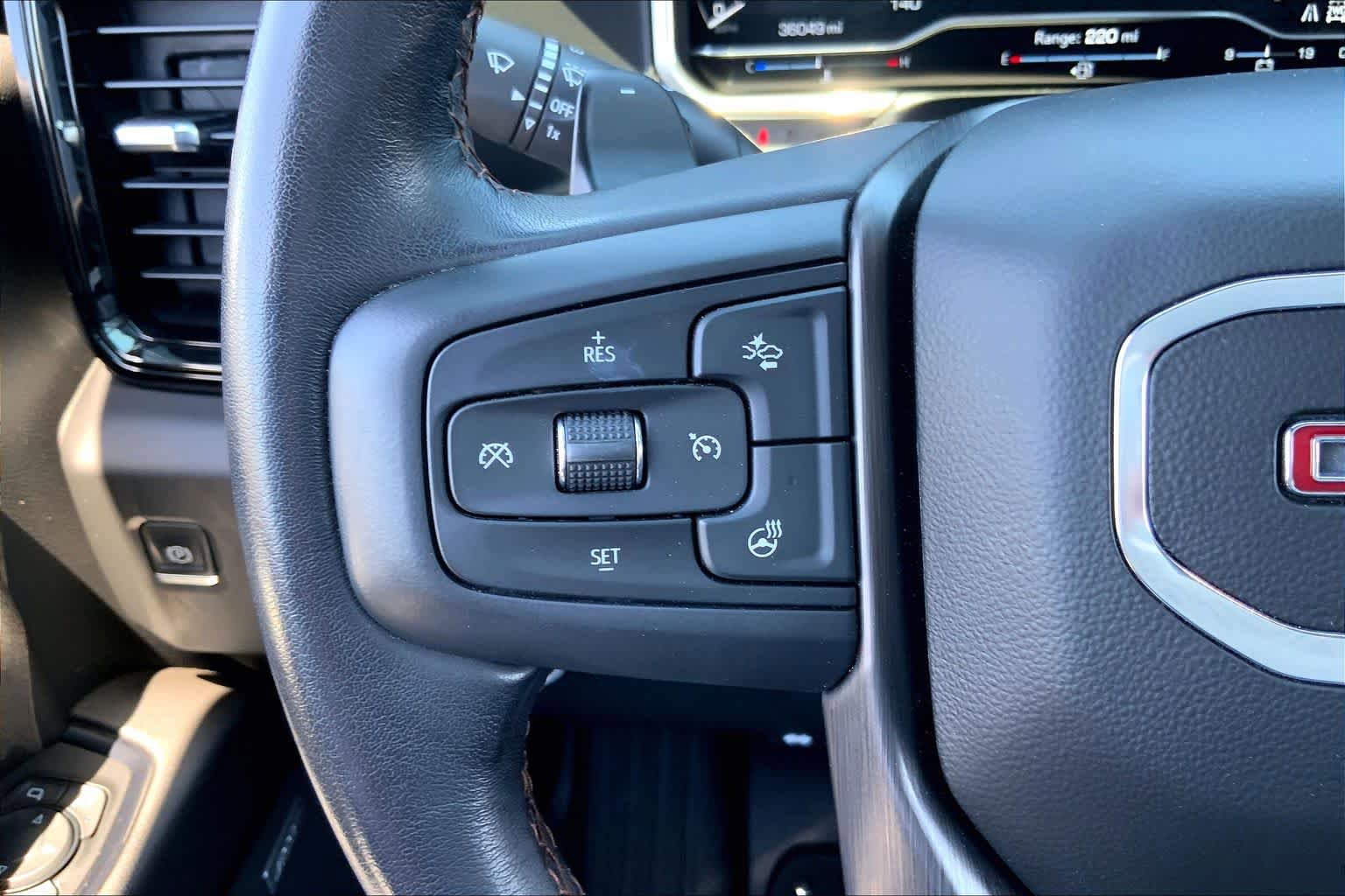 Used 2022 GMC Sierra 1500 AT4 w/ AT4 Premium Package AWD/4WD image 24