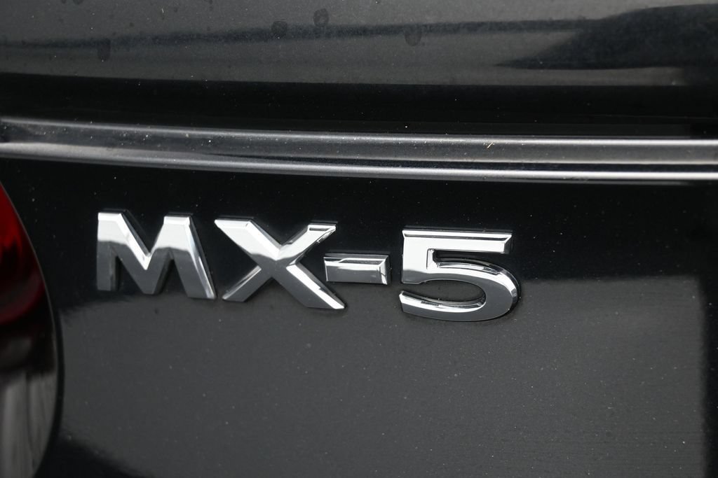 Used 2024 MAZDA MX-5 Miata Grand Touring w/ Weather Package RWD image 32
