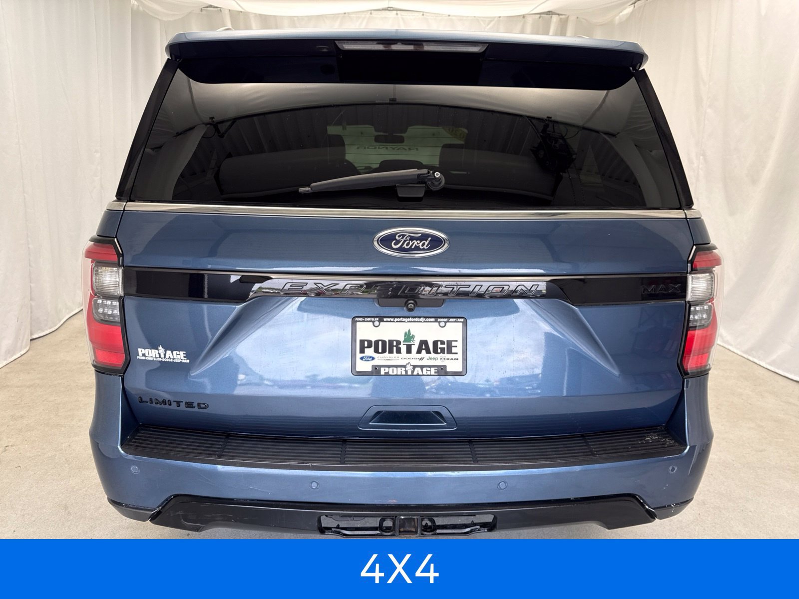 Used 2020 Ford Expedition Max Limited w/ Equipment Group 303A AWD/4WD image 3