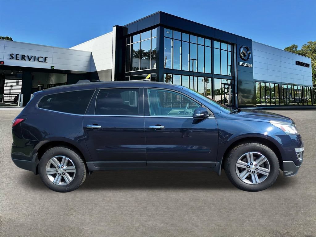 Used 2015 Chevrolet Traverse LT FWD image 3