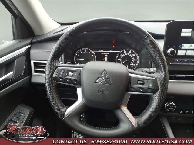 Used 2024 Mitsubishi Outlander SE FWD image 24