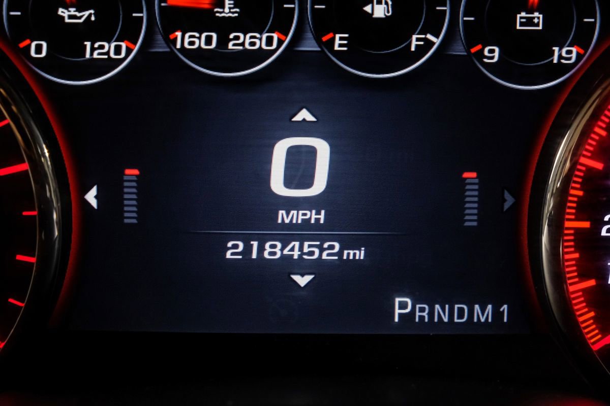 Used 2015 GMC Sierra 3500 Denali w/ Duramax Plus Package image 20