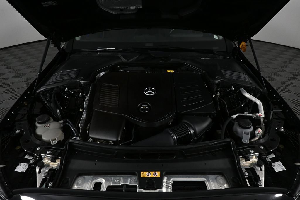 Certified 2022 Mercedes-Benz C 300 Sedan w/ Exclusive Trim Package image 31