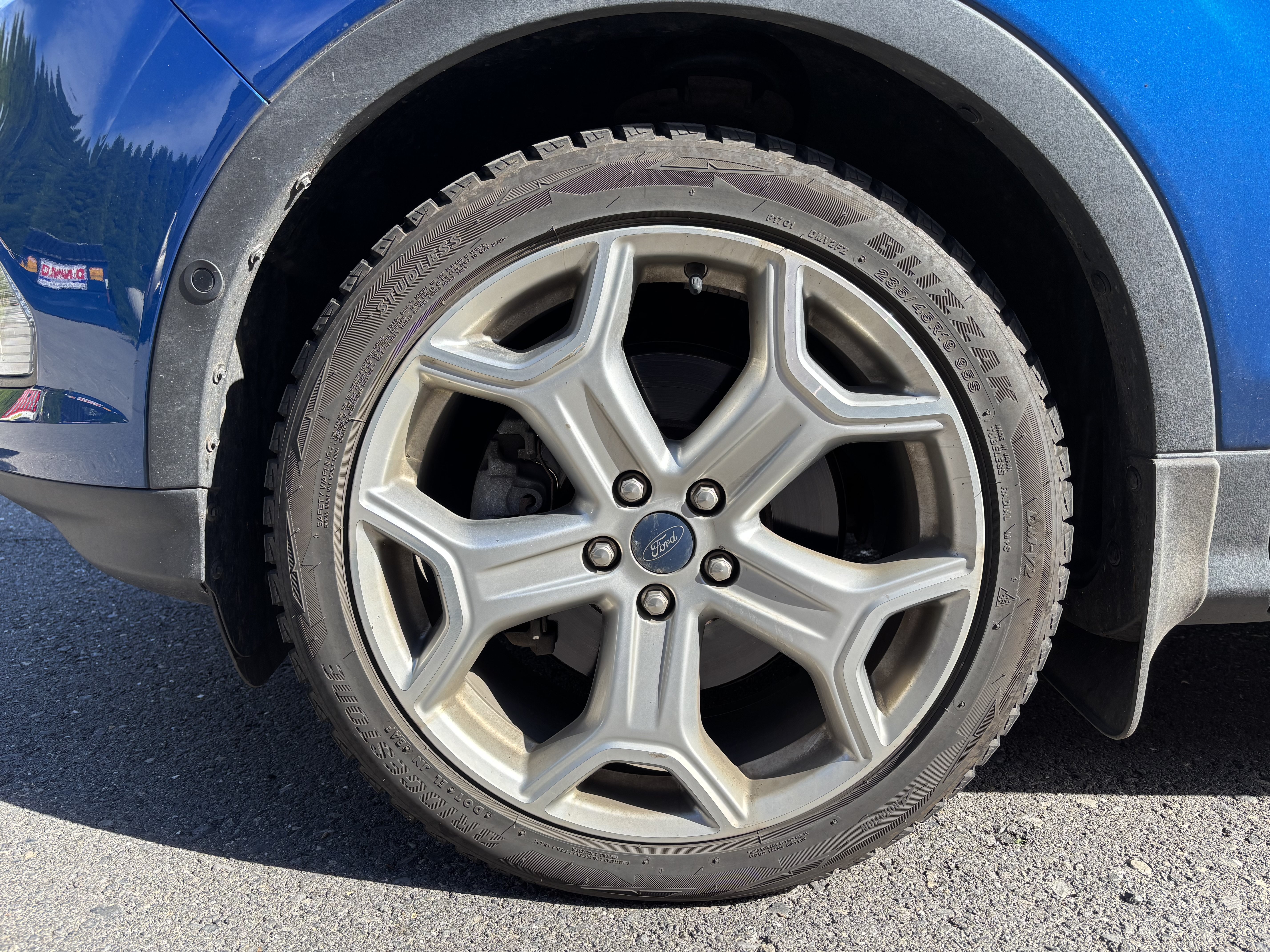 Used 2019 Ford Escape Titanium w/ U9j03 - Titanium Tow Package AWD/4WD image 11