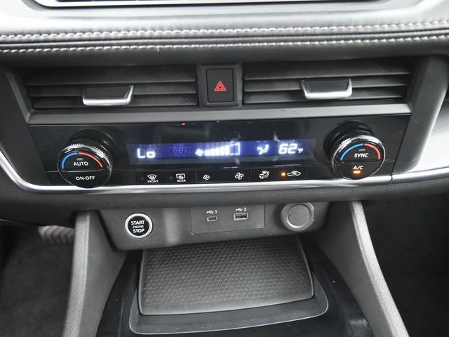 Certified 2023 Nissan Rogue SV AWD/4WD image 3