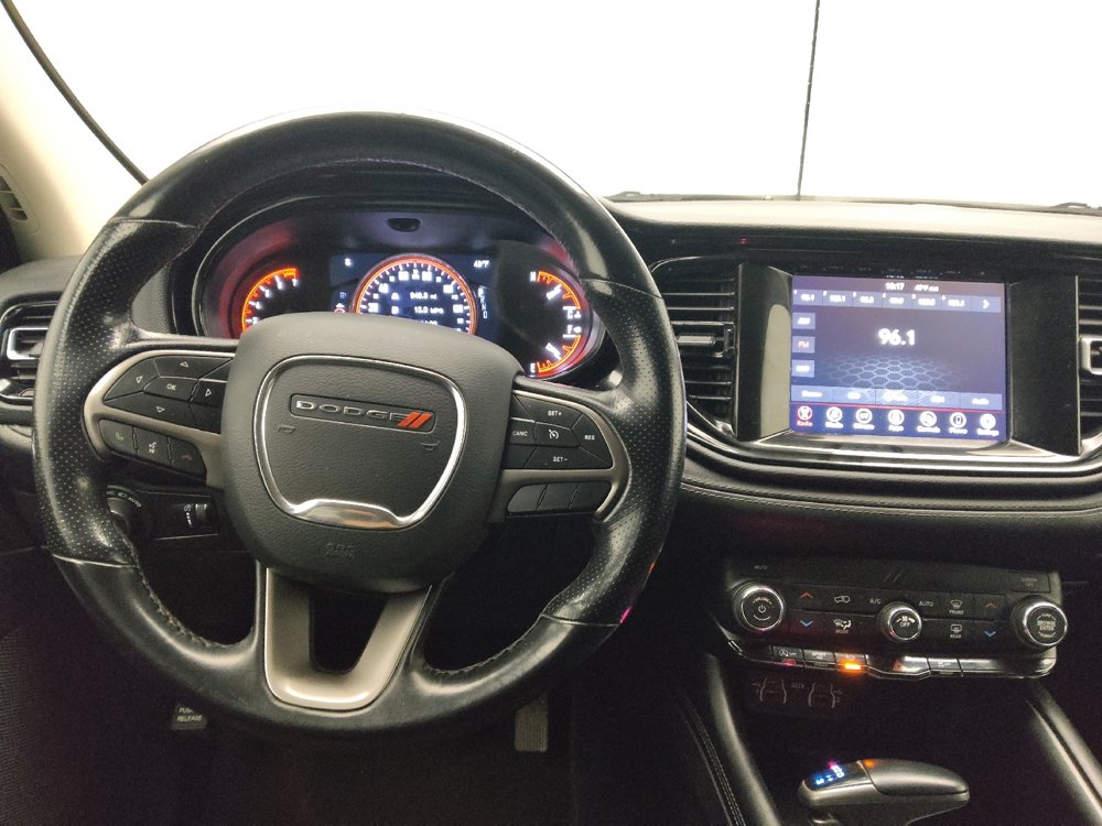 Used 2021 Dodge Durango SXT w/ 3rd Row Seating Group image 22