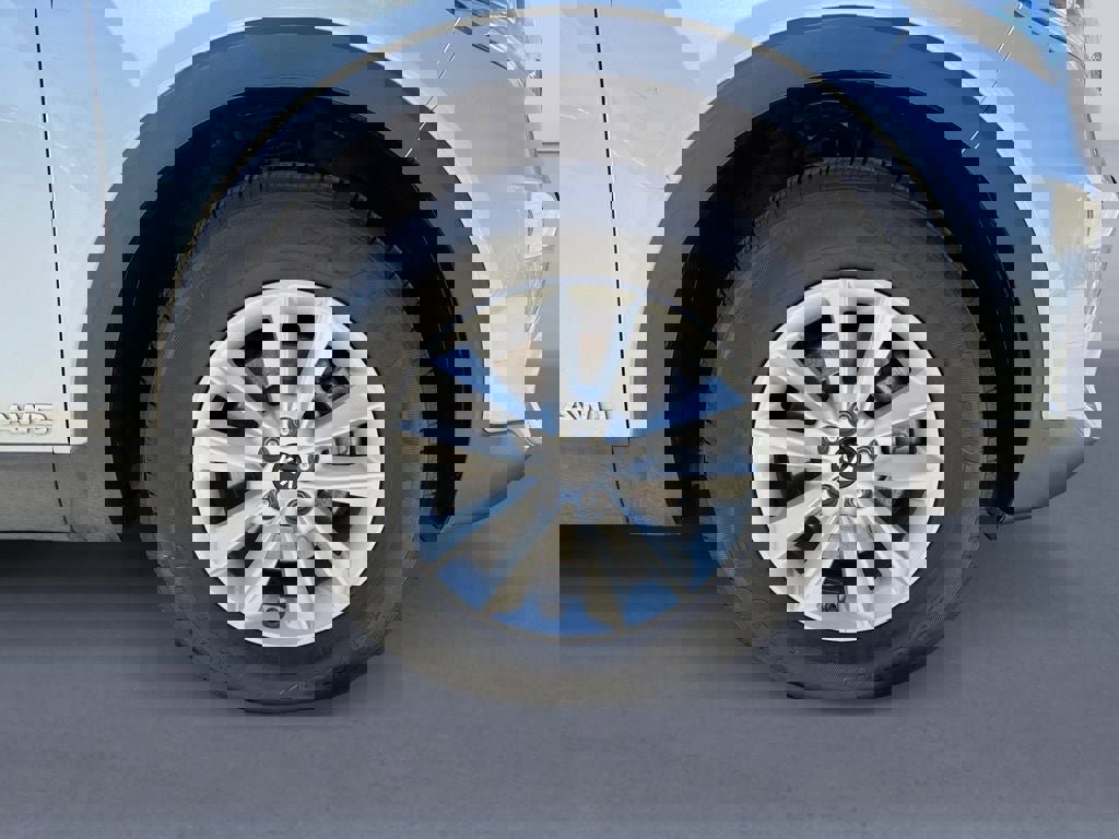 Used 2019 Kia Sorento LX V6 image 9