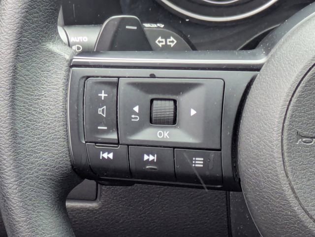 Used 2024 Nissan Rogue S image 20