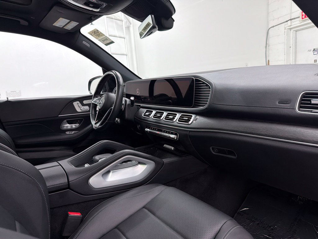 Certified 2024 Mercedes-Benz GLS 450 4MATIC image 33