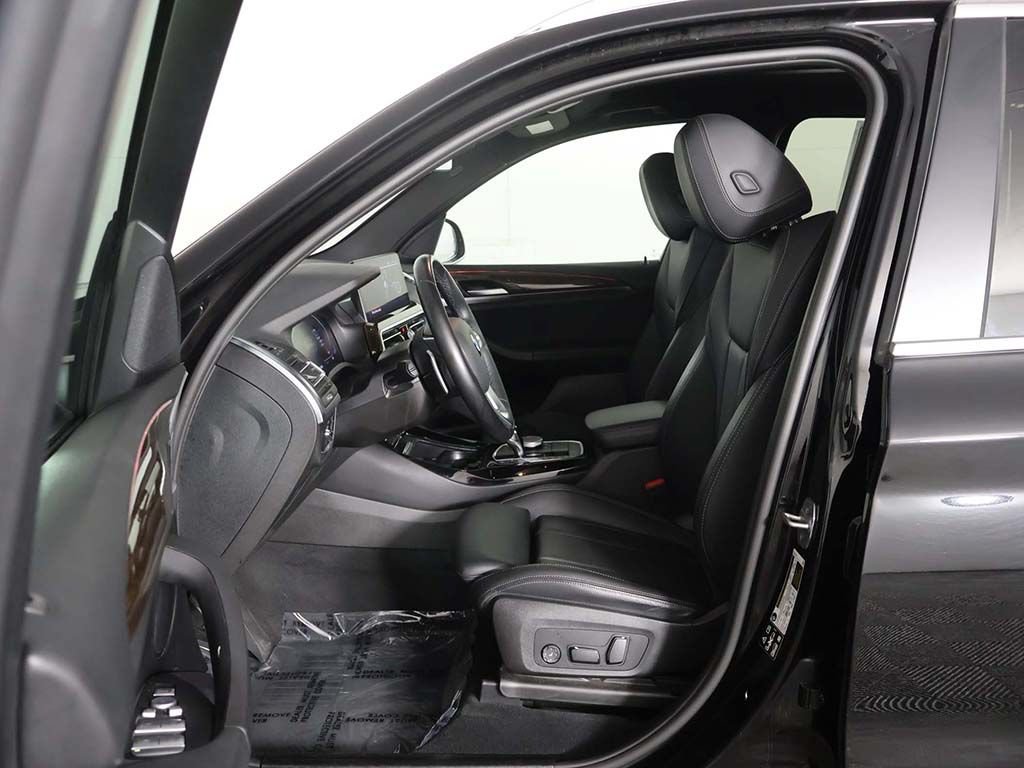 Used 2024 BMW X3 xDrive30i AWD/4WD image 32