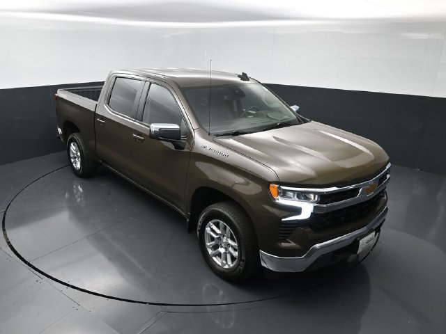 Used 2023 Chevrolet Silverado 1500 LT AWD/4WD image 25