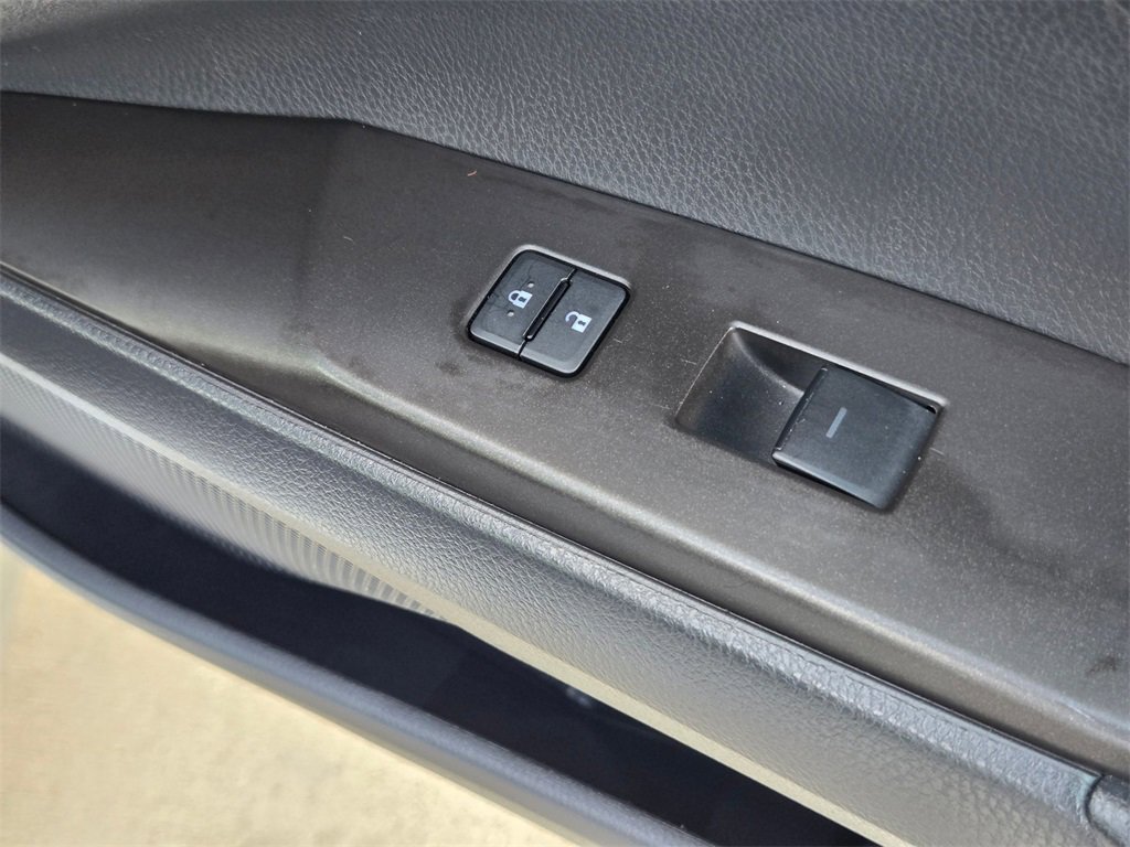 Used 2021 Toyota Camry SE image 27