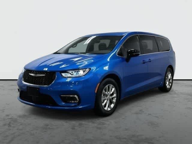 Used 2026 Chrysler Pacifica Limited