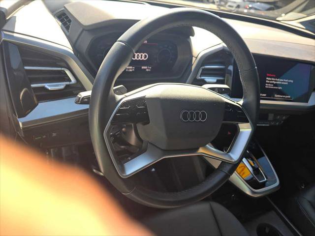 Used 2024 Audi Q4 e-tron Prestige image 27