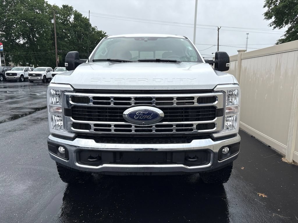 Used 2025 Ford F350 XLT w/ Tremor Off-Road Package AWD/4WD image 5