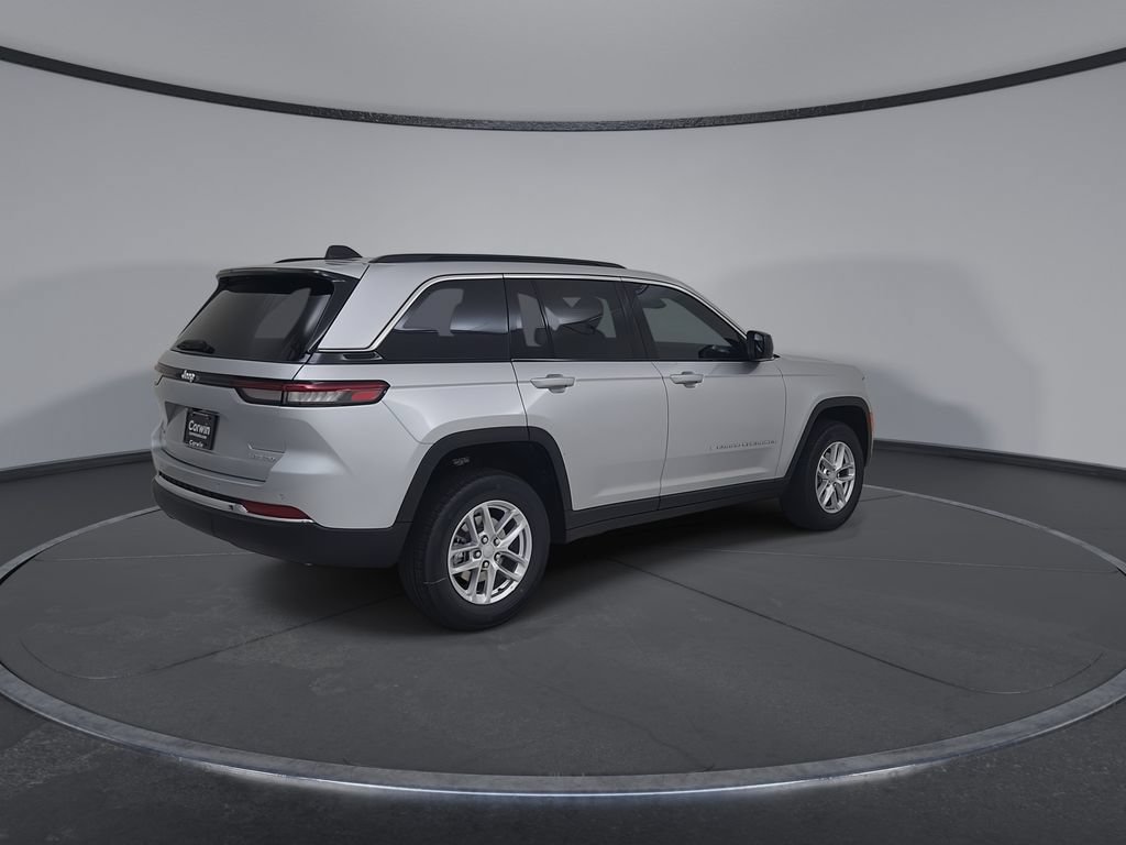 New 2026 Jeep Grand Cherokee Laredo X AWD/4WD image 15