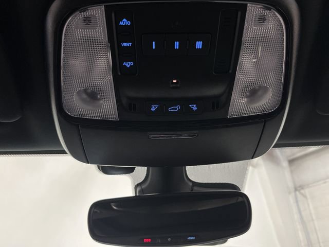 Used 2025 Dodge Durango R/T image 30