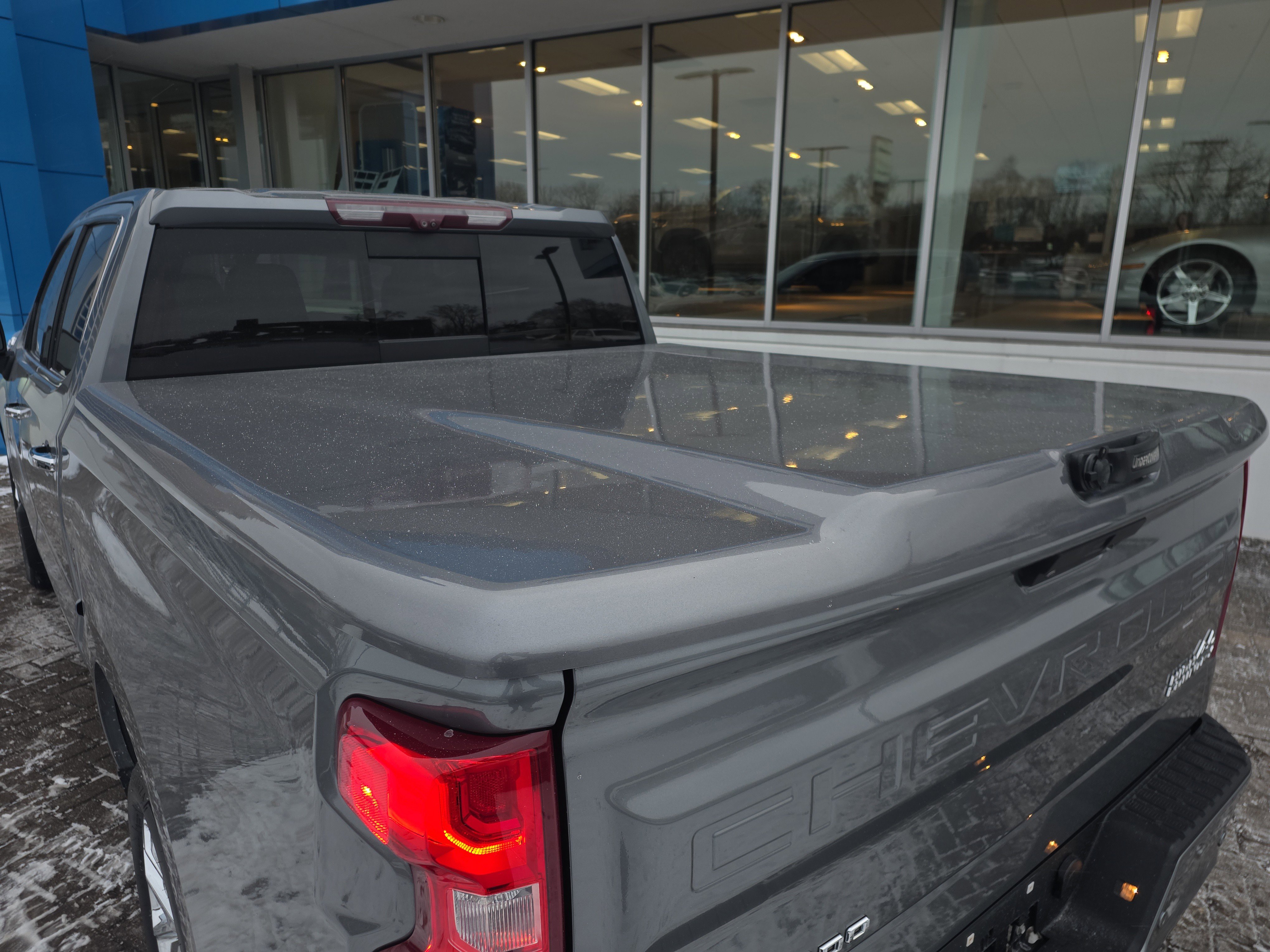 Used 2020 Chevrolet Silverado 1500 High Country w/ Technology Package image 33