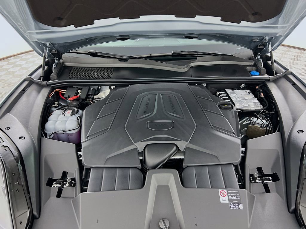 New 2026 Porsche Cayenne image 32