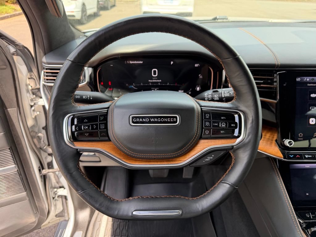 Used 2024 Jeep Grand Wagoneer L Series III AWD/4WD image 21