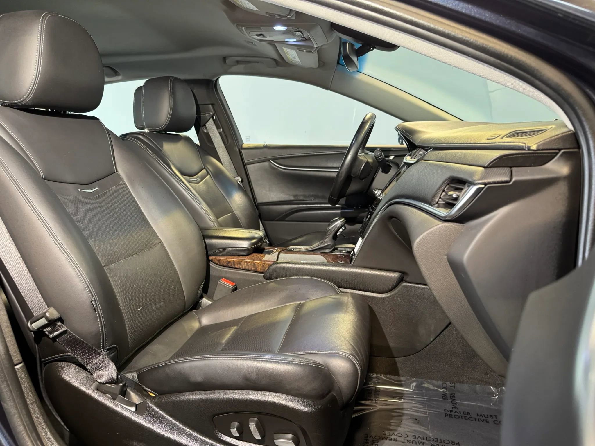 Used 2014 Cadillac XTS FWD image 24