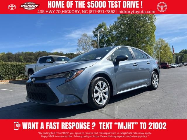 Used 2022 Toyota Corolla LE image 1
