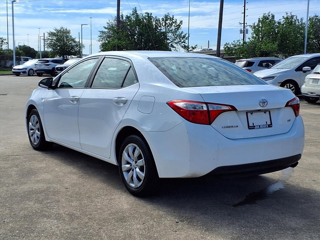 Used 2016 Toyota Corolla LE image 2