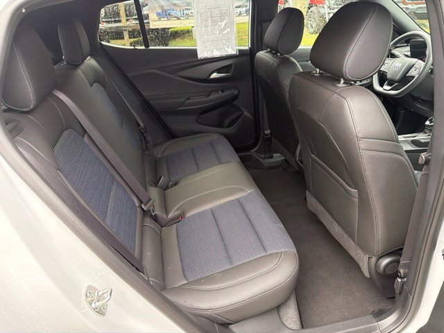 Used 2026 Buick Envista Preferred FWD image 36