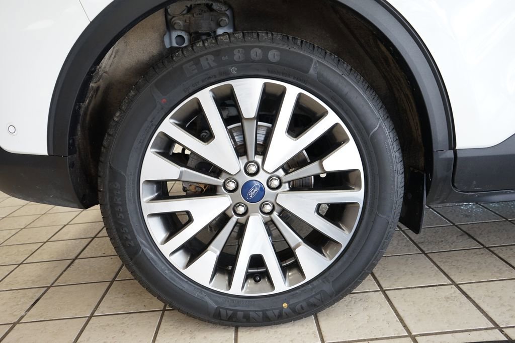 Used 2020 Ford Escape Titanium image 57