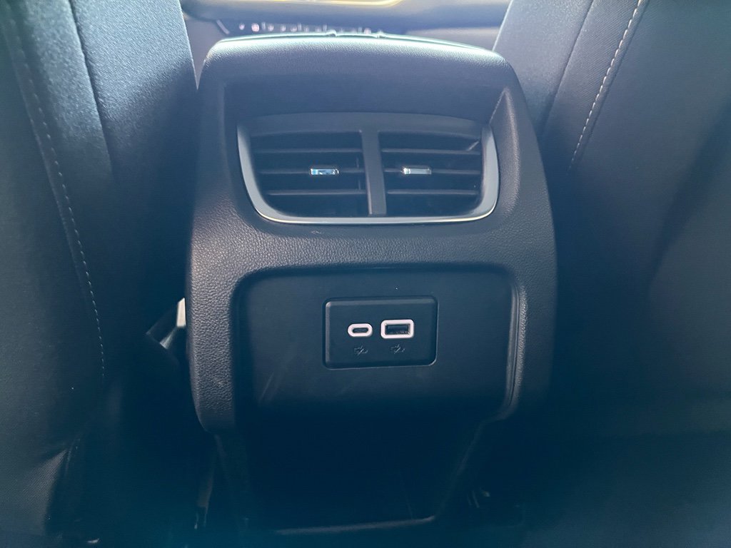 Used 2024 Chevrolet Blazer LT w/ Convenience Package image 16