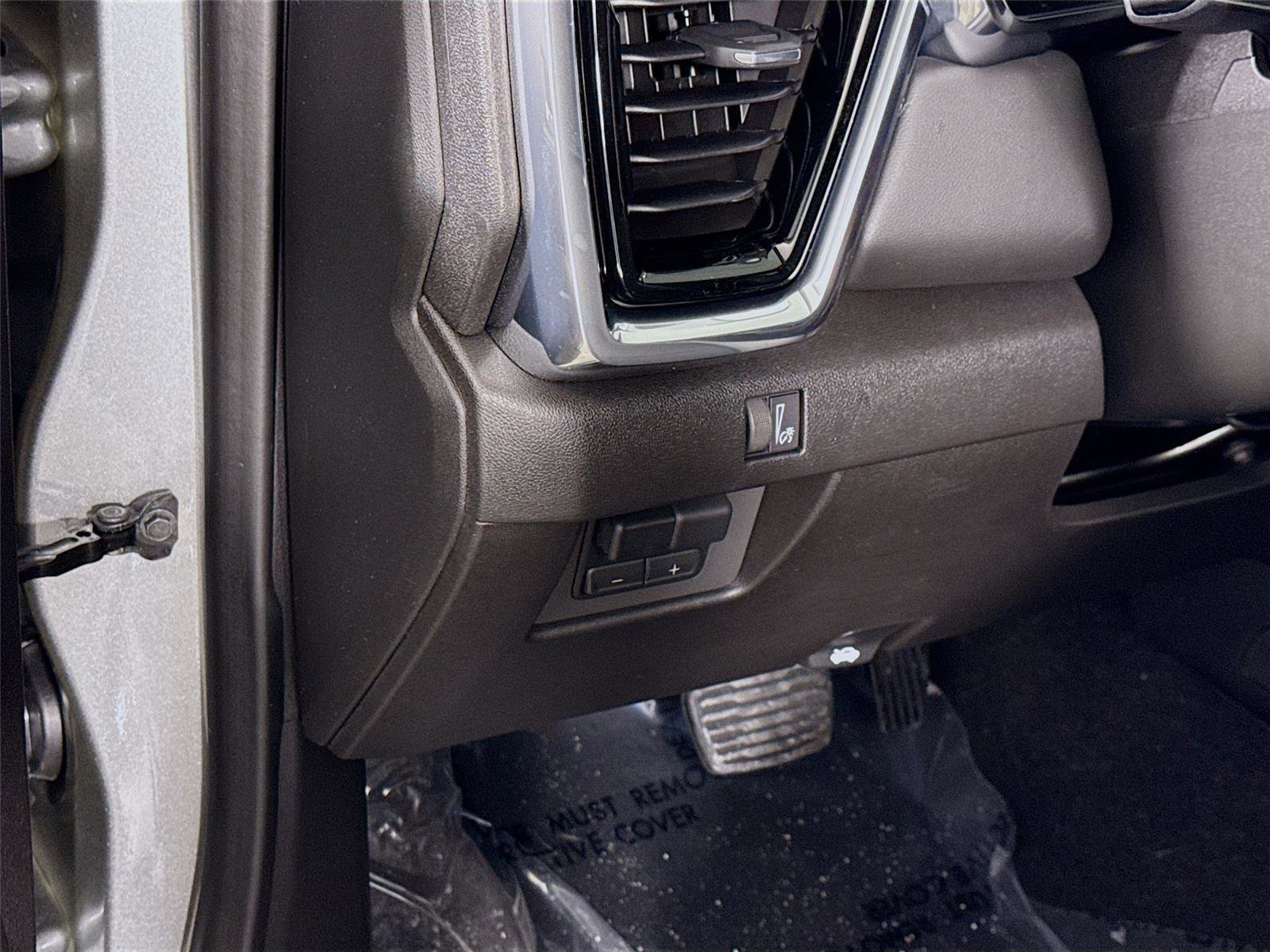 New 2026 GMC Canyon Elevation w/ Convenience Package image 5