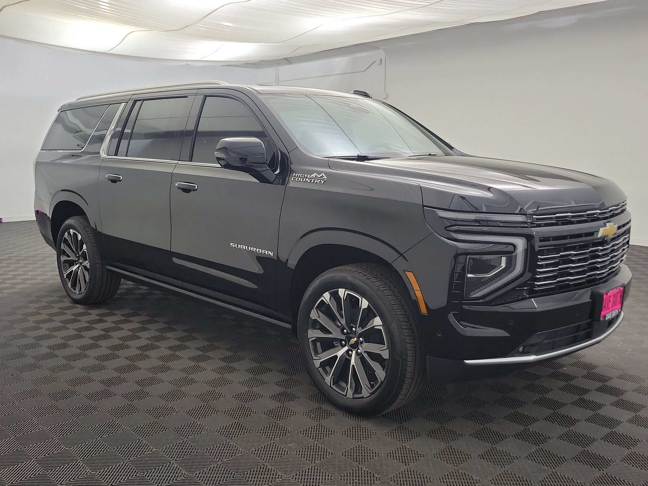 New 2026 Chevrolet Suburban High Country AWD/4WD image 6