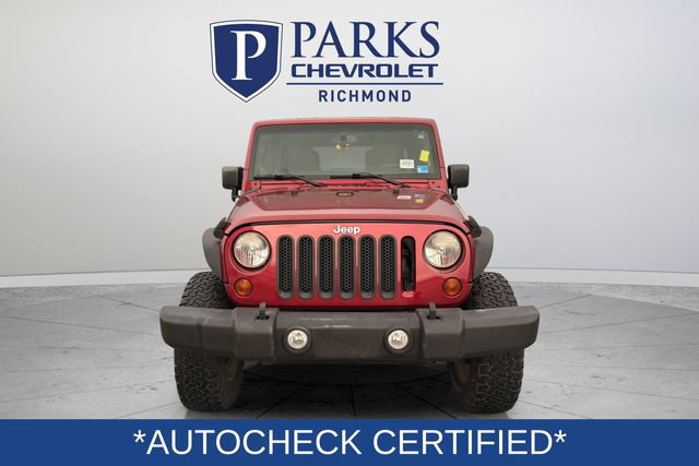 Used 2013 Jeep Wrangler Unlimited Sahara w/ Connectivity Group AWD/4WD image 2