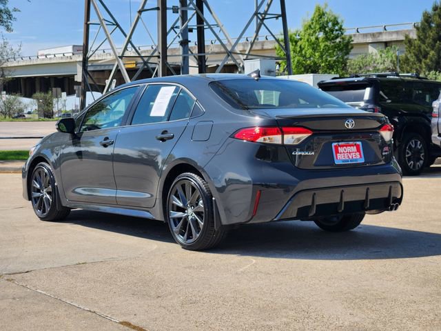 Used 2026 Toyota Corolla SE w/ SE Premium Package image 4