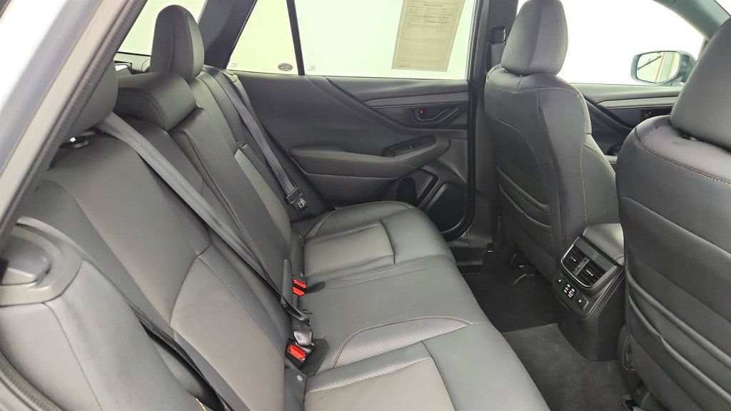 Used 2025 Subaru Outback Wilderness AWD/4WD image 21