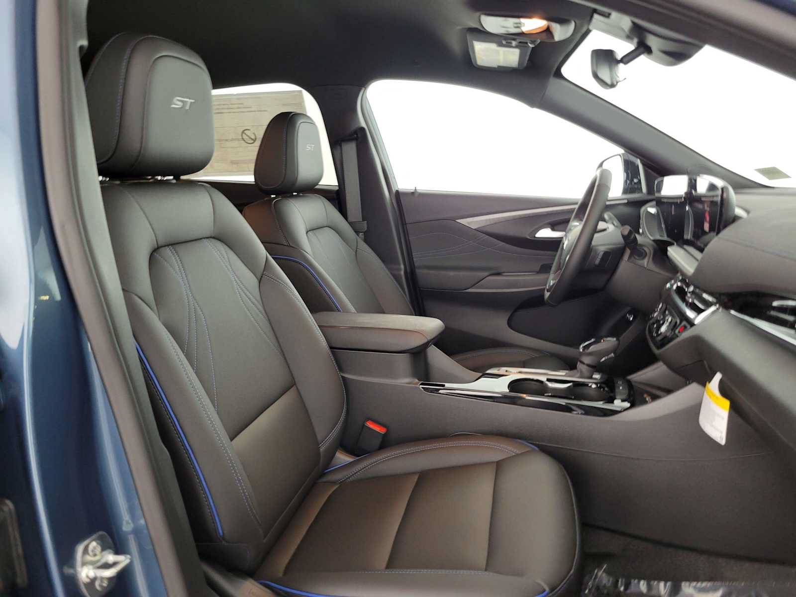 New 2026 Buick Envista Sport Touring w/ Convenience I Package FWD image 11