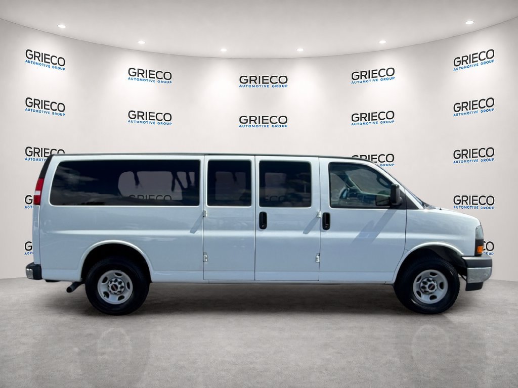 Used 2023 GMC Savana 3500 LS w/ Chrome Appearance Package RWD image 8