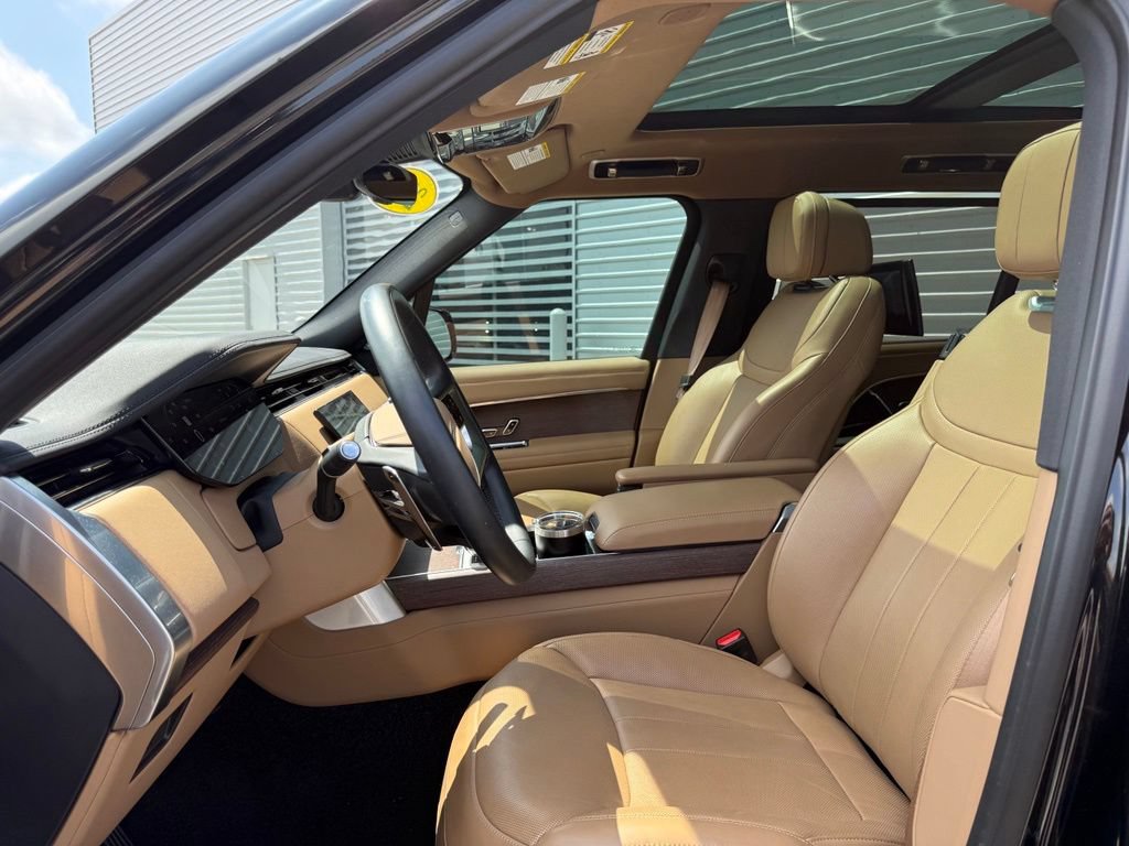 Certified 2025 Land Rover Range Rover Long Wheelbase SE AWD/4WD image 25