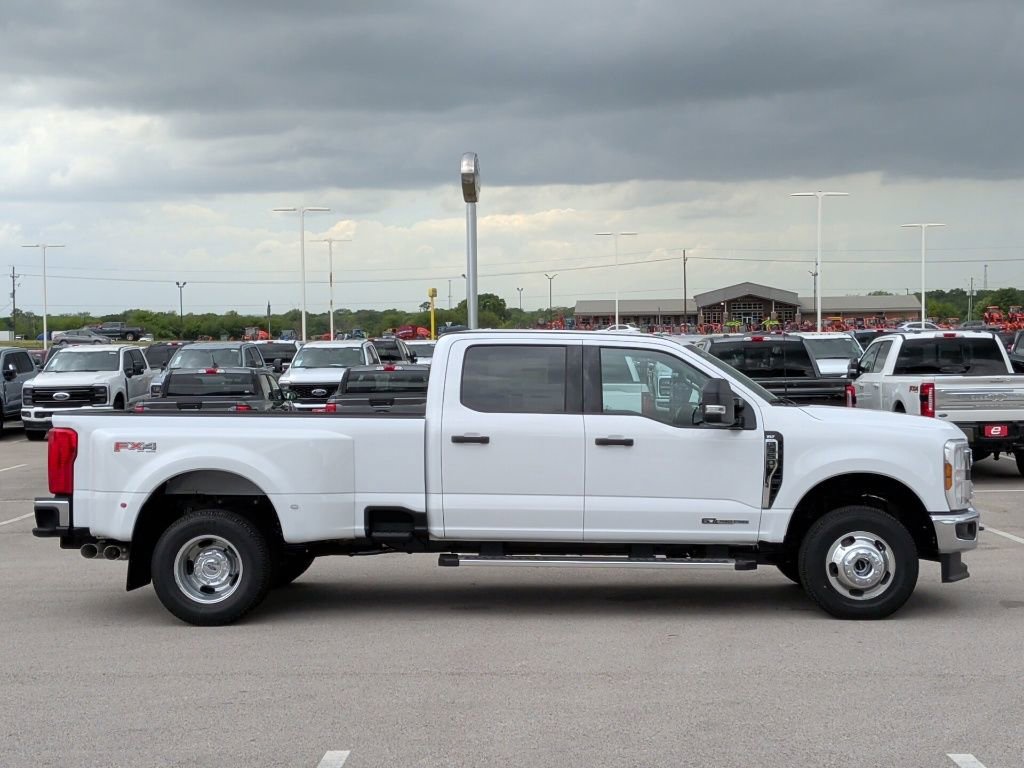 New 2026 Ford F350 XLT image 9