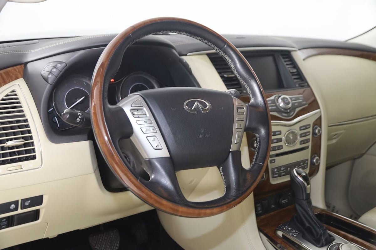 Used 2018 INFINITI QX80 4WD w/ Driver Assistance Package image 6