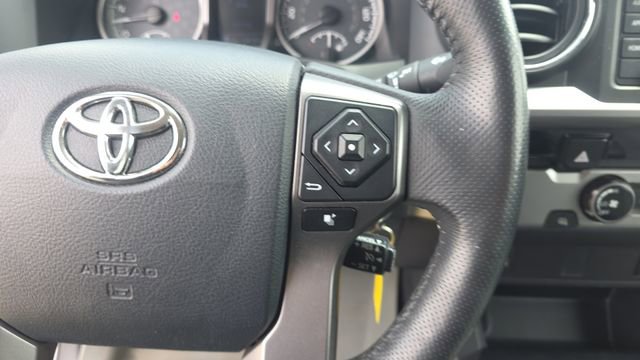 Used 2017 Toyota Tacoma SR5 w/ Tow Package RWD image 23